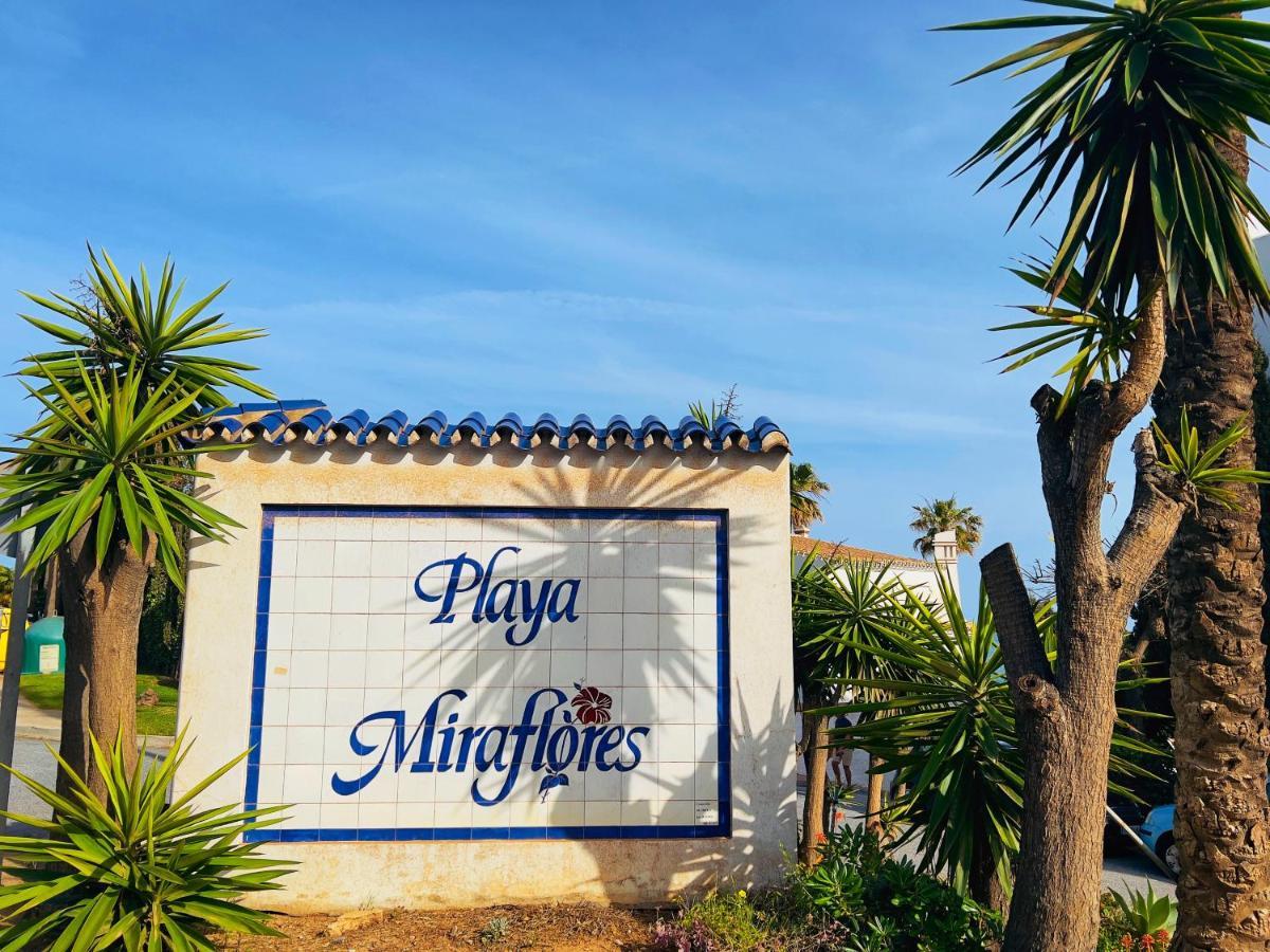Miraflores, Beach Apartment, Apartamento En La Playa ! Ла Кала де Михас Екстериор снимка