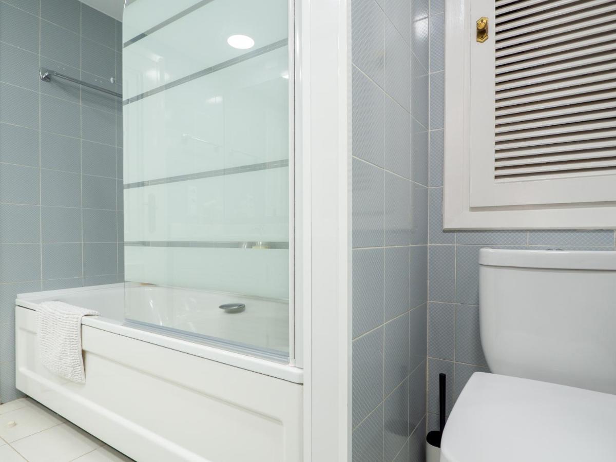 Miraflores, Beach Apartment, Apartamento En La Playa ! Ла Кала де Михас Екстериор снимка