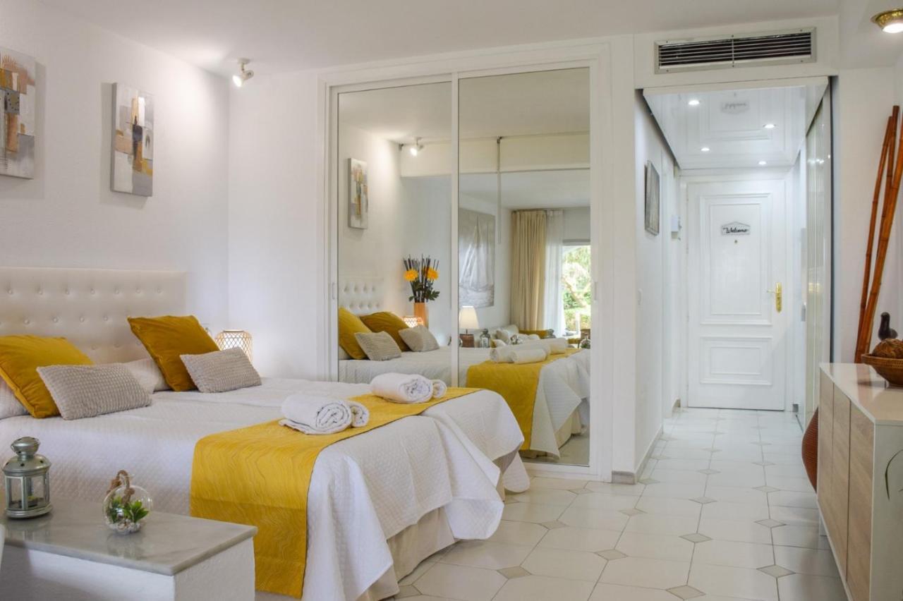 Miraflores, Beach Apartment, Apartamento En La Playa ! Ла Кала де Михас Екстериор снимка