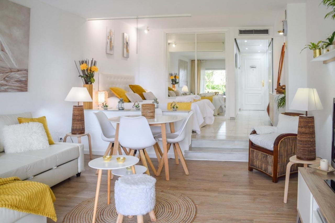 Miraflores, Beach Apartment, Apartamento En La Playa ! Ла Кала де Михас Екстериор снимка